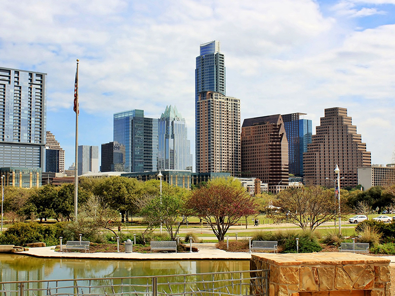 skyline cityscape in Austin, TX